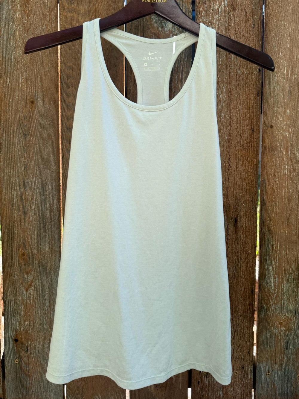 NIKE Dri Fit Women’s Light Gray Racerback Athletic Tank Top Size Medium - Picture 1 of 7